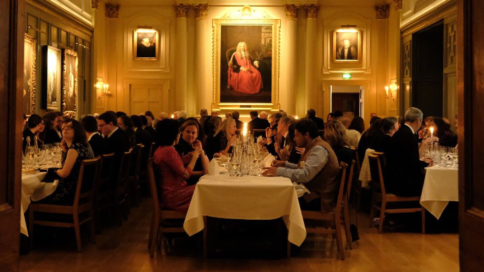 Alumni and guests at the THA Dinner in September 2023, in the Dining Hall.
